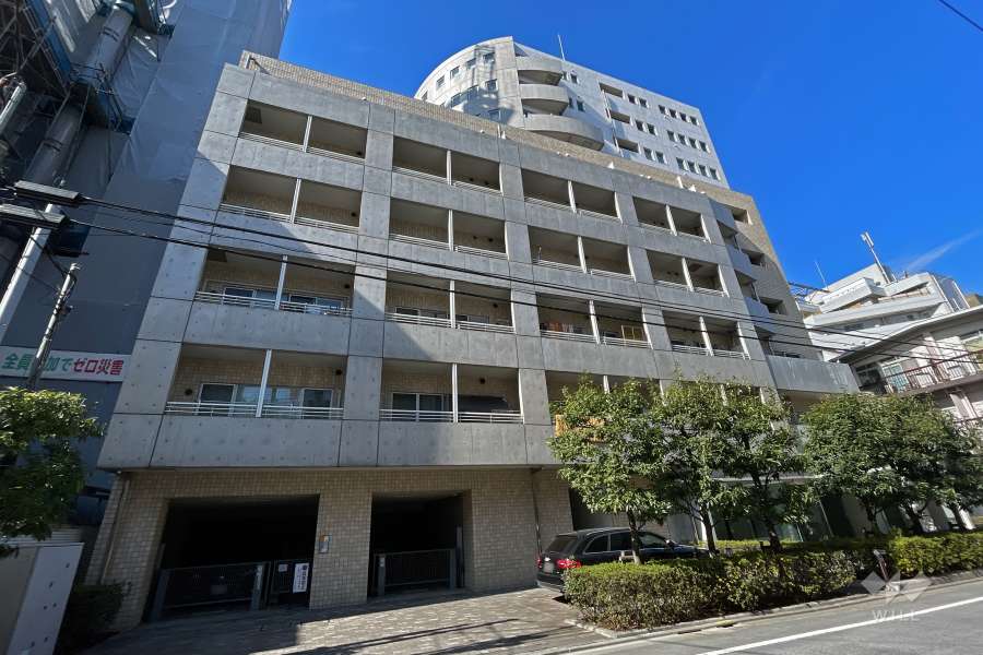 ジェイパーク中目黒４の外観（南東側から）