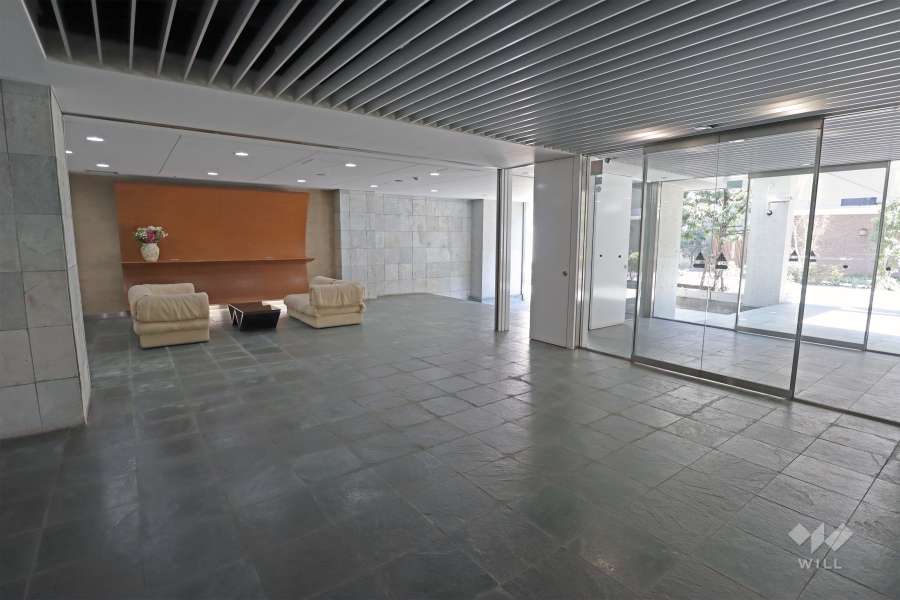 エントランスホール