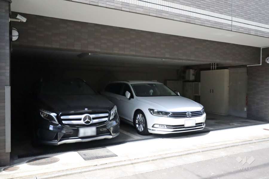 敷地内駐車場（屋内平面式）