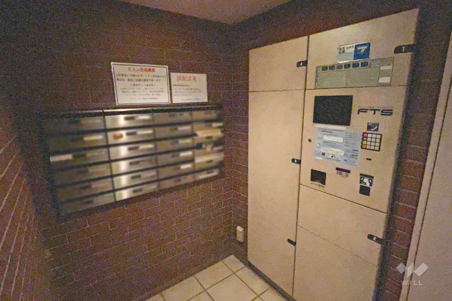 宅配ボックスと共用ポスト