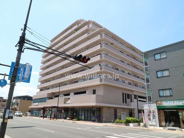 レジデンス昆陽の外観（南東側から）