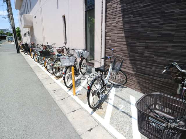 1階の屋外駐輪場