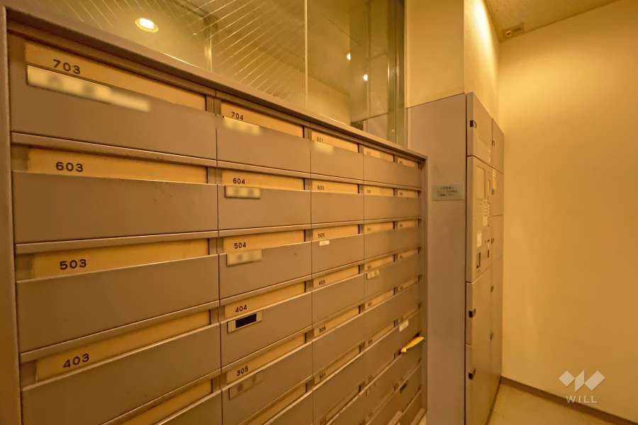 集合ポストと宅配ボックス