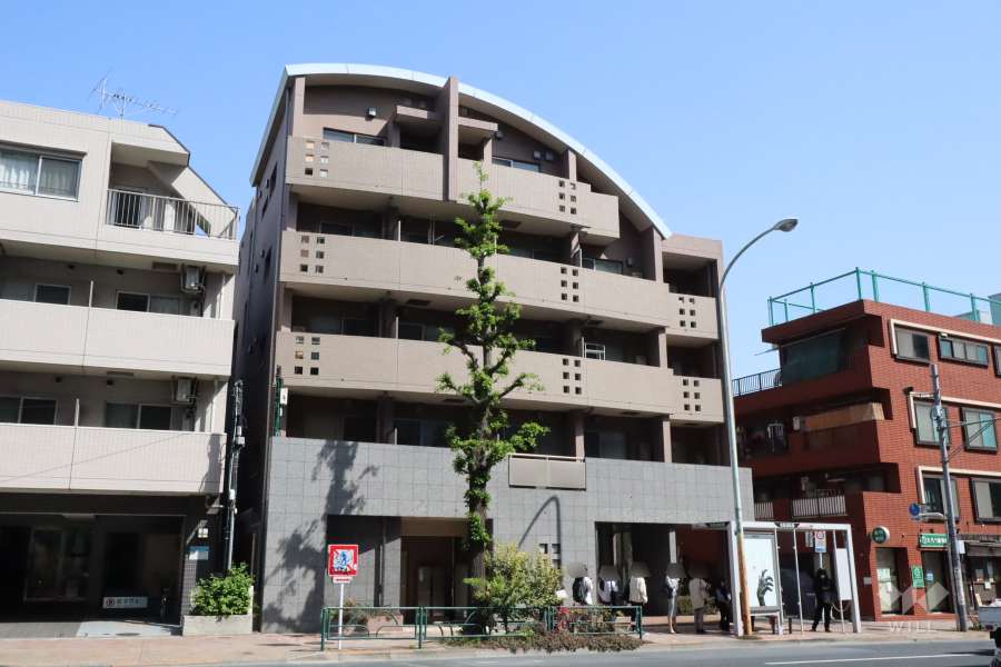 スカイコート学芸大学壱番館の外観（南東側から）