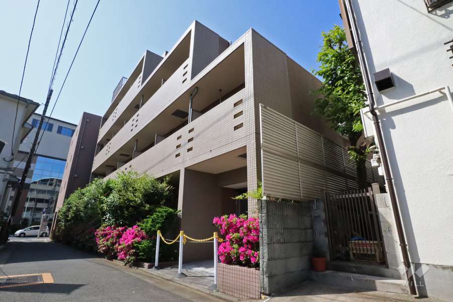 スカイコート学芸大学壱番館の外観（北東側から）