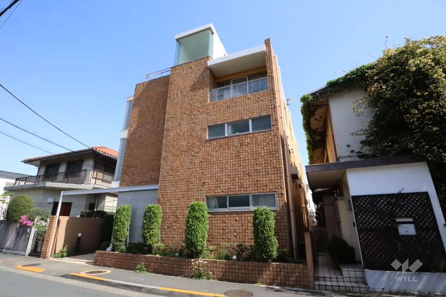 Ｊハウス祐天寺の外観(北西側から)