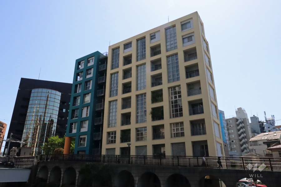 Cellsの外観(北東側から)