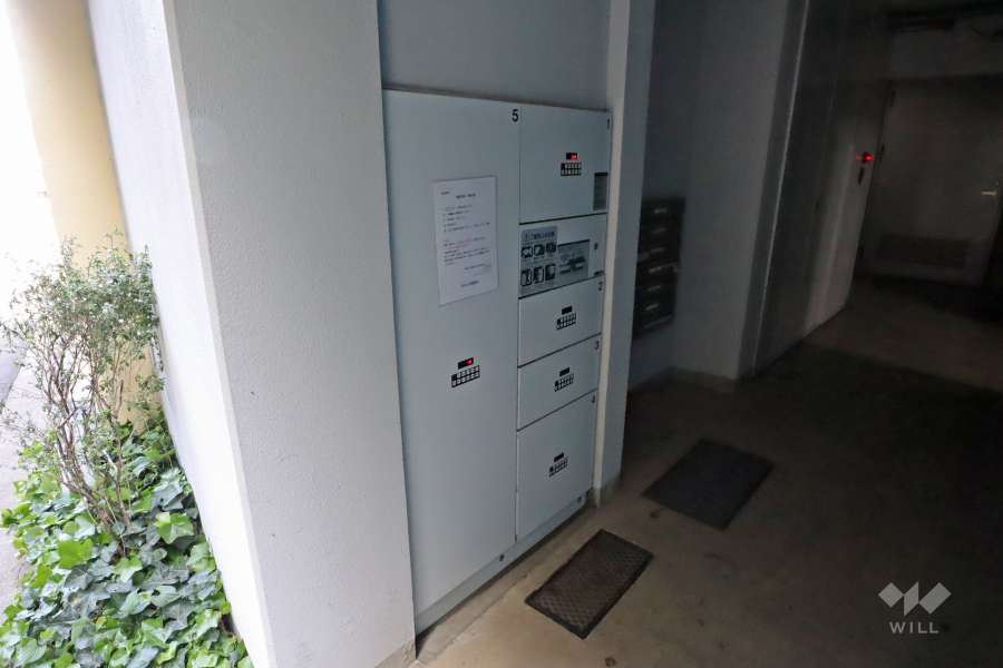 宅配ボックスと共用ポスト