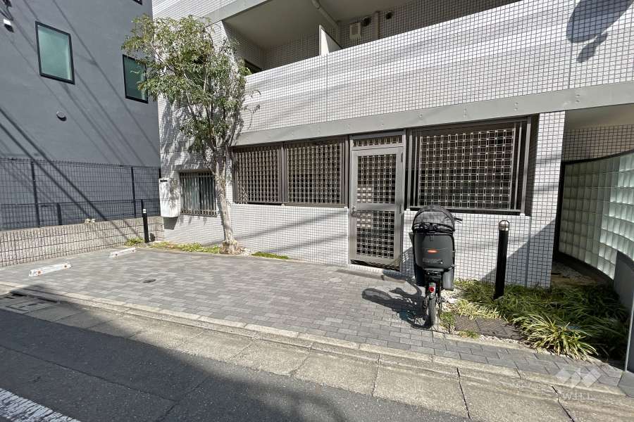敷地内駐車場（屋外平面式）