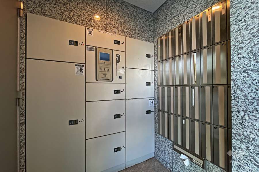 共用ポストと宅配ボックス