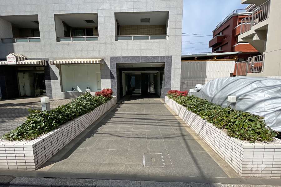 エントランスアプローチ