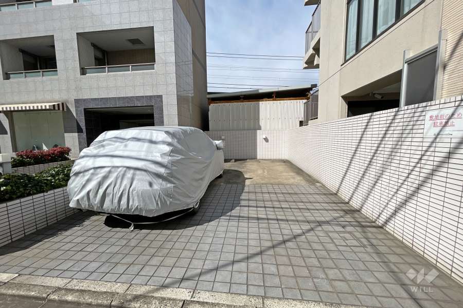 敷地内駐車場（屋外平面式）