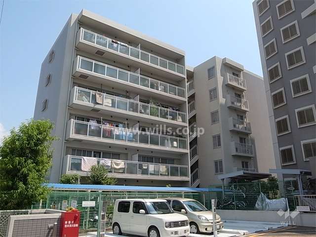 エーベル伊丹壱番館の外観（南西側から）