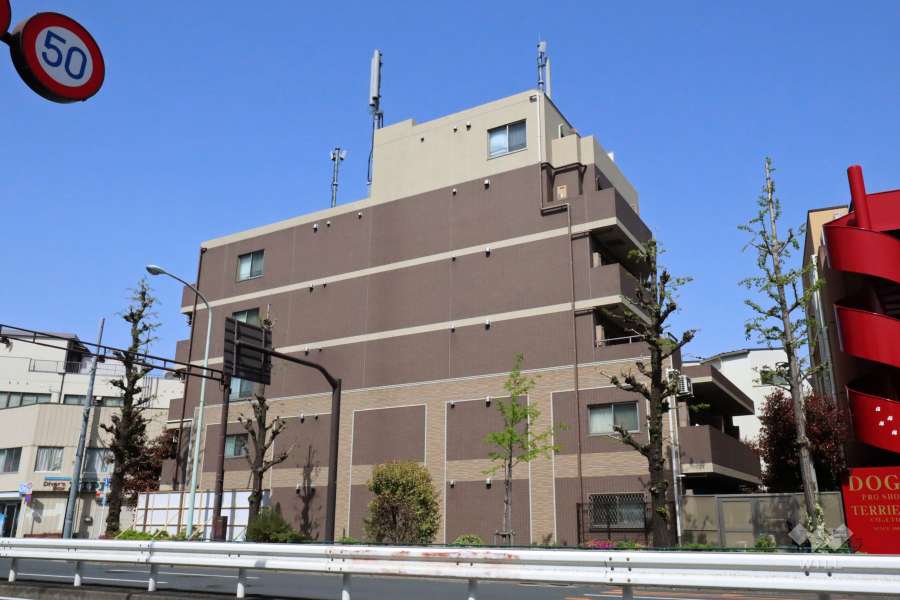 グランヴァン学芸大学の外観(南東側から)