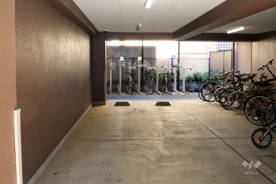 敷地内駐車場（屋内平面式）