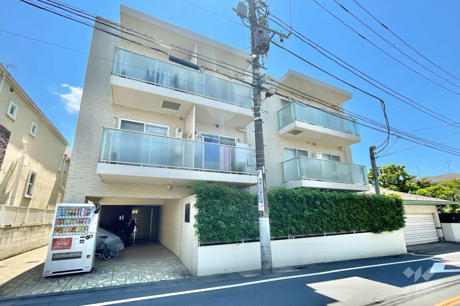 レガリアレジデンス自由が丘イクスの外観（北側から）
