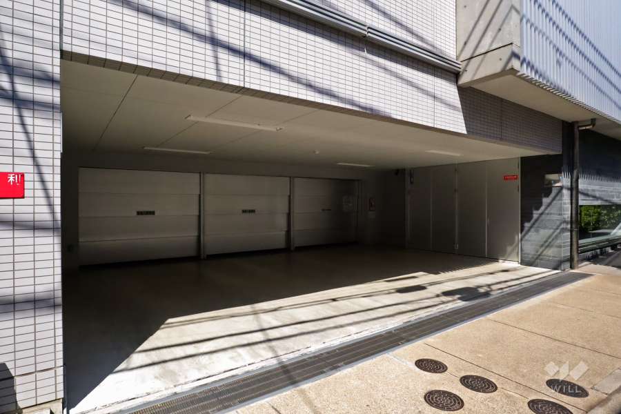 駐車場の出入り口