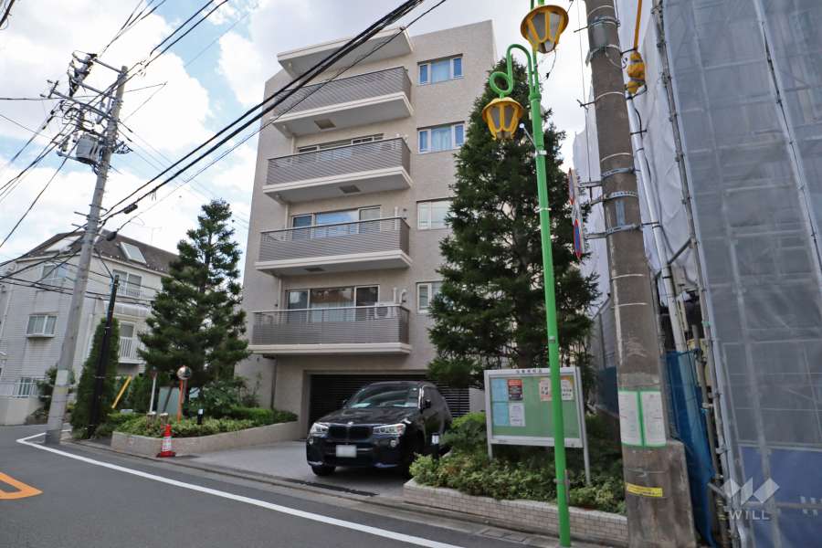 パークホームズ目黒中町の外観（北側から）