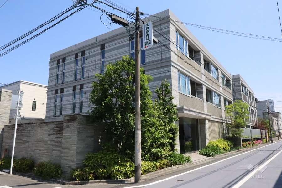 パークホームズ下目黒の外観(北西側から)