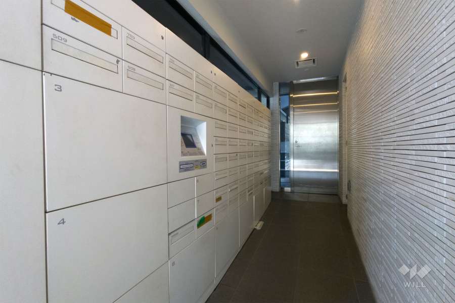 宅配ボックスと共用ポスト