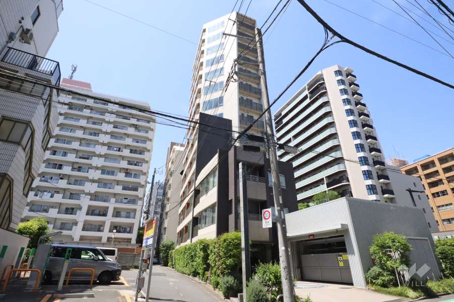 サンウッド中目黒フラッツの外観(東側から)