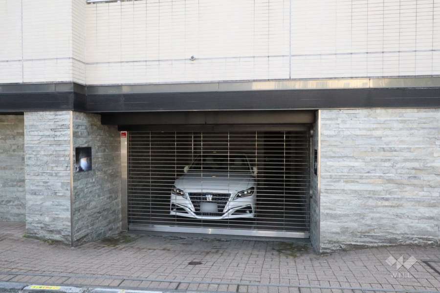 敷地内駐車場（屋内平面式）