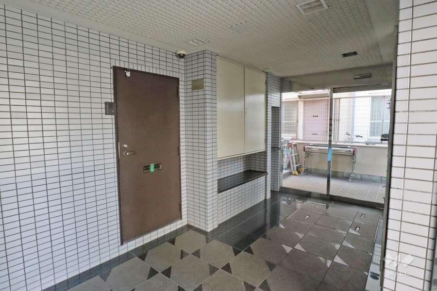 エントランス内