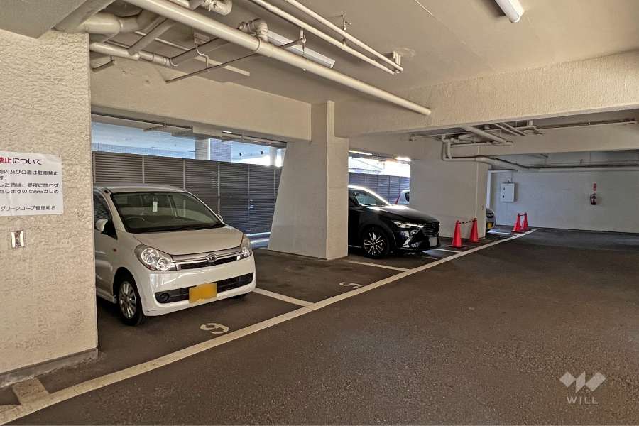 敷地内駐車場（屋内平面式）