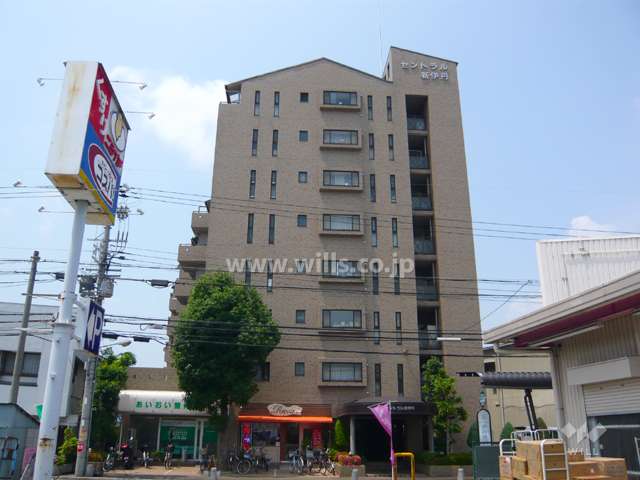 セントラル新伊丹の外観（東側から）