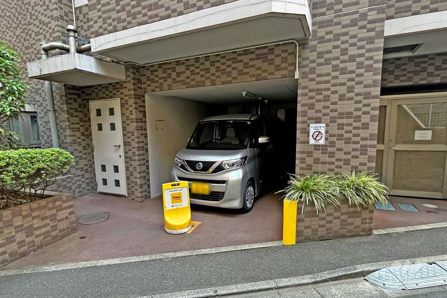 敷地内駐車場（屋内平面式）