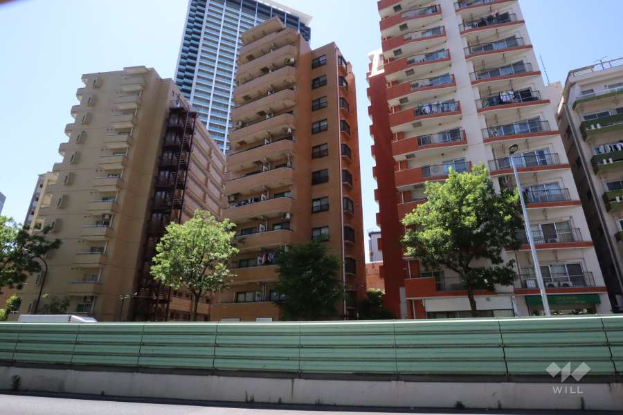 ダイアパレス池尻大橋の外観(北東側から)