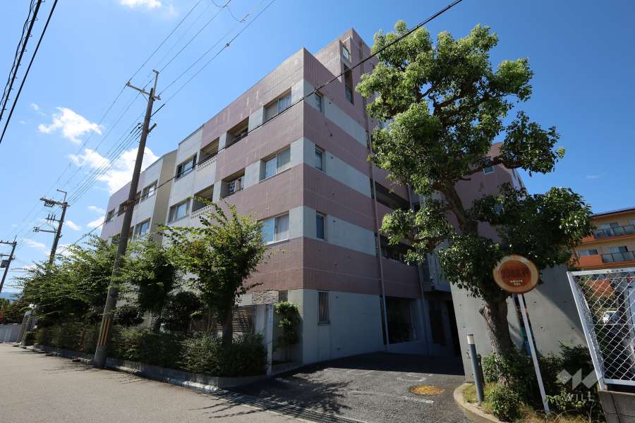 パレ伊丹北2の外観（南東側から）