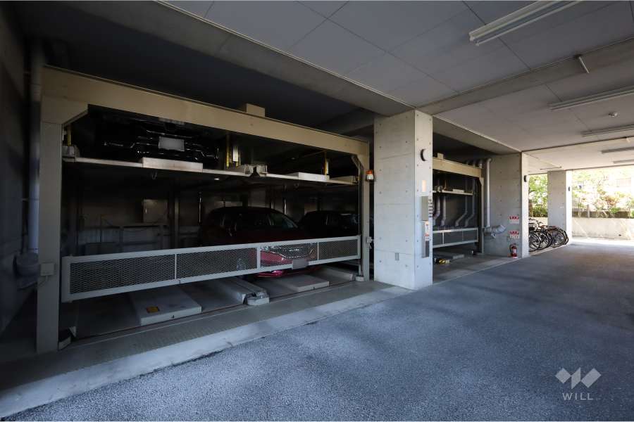 敷地内駐車場（屋内機械式）