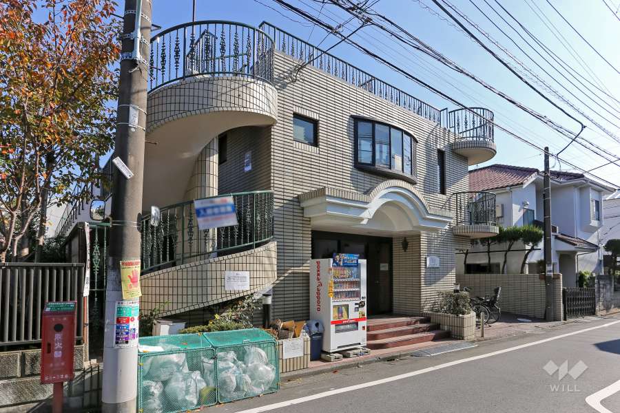 プレール都立大の外観（北西側から）