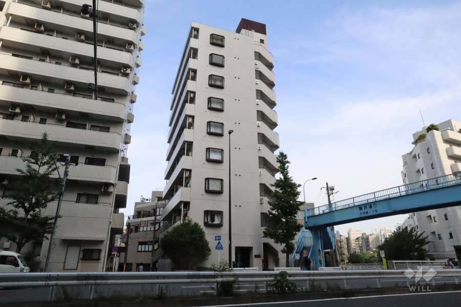 マートルコート中目黒の外観(北西側から)