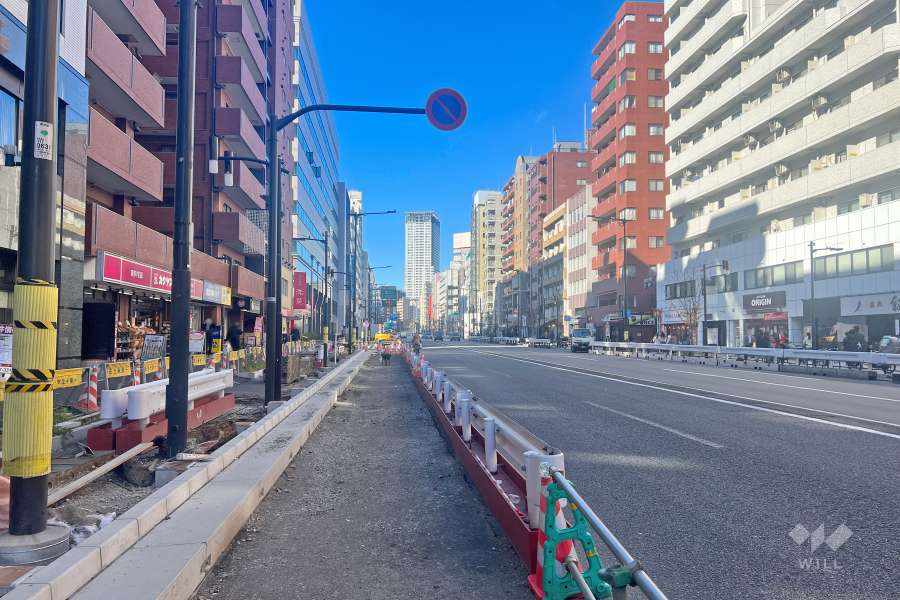 敷地北側の前面道路