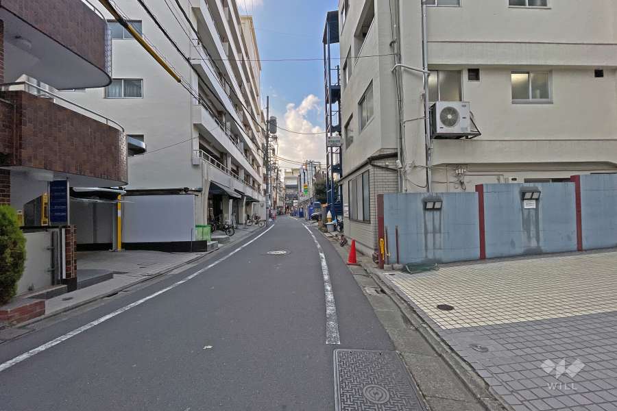 敷地南西側前面道路