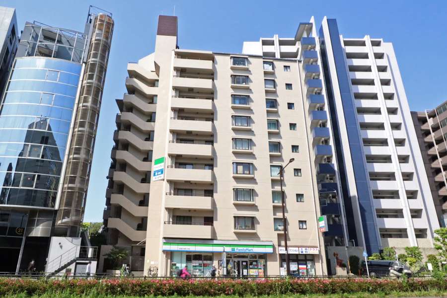 ウィン目黒の外観(北東側から)