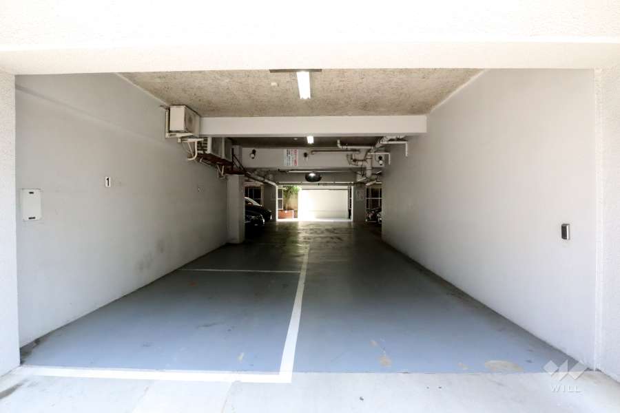 敷地内駐車場（屋内平面式）