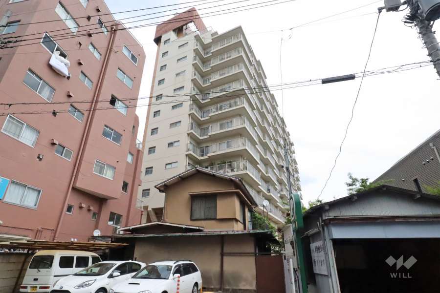 マンション清水台の外観(南西側から)