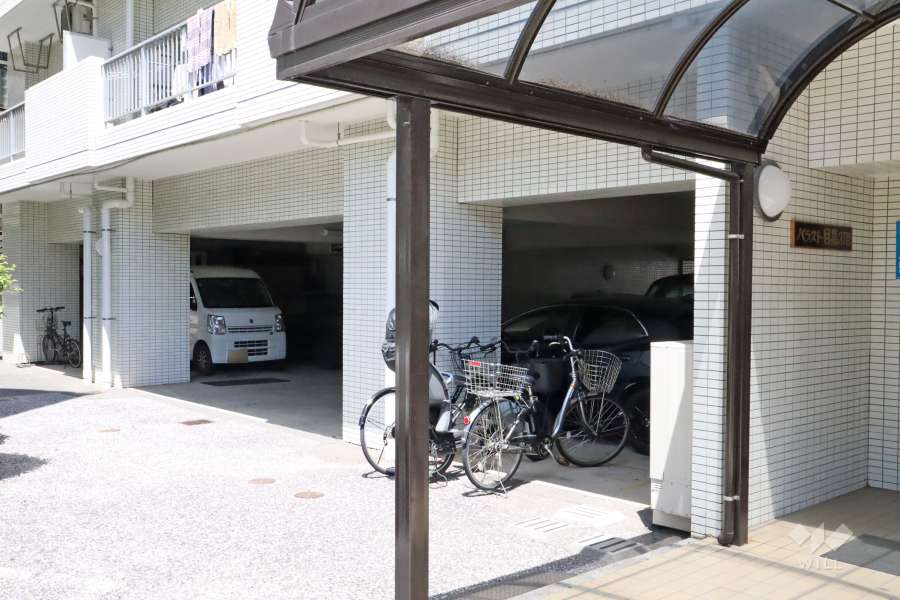 敷地内駐車場（屋内平面式）