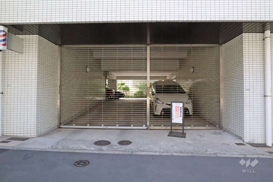 敷地内駐車場（屋内平面式）