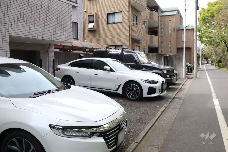 敷地内駐車場（屋外平面式）