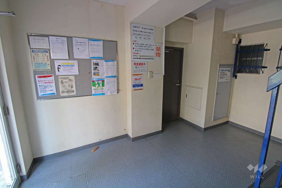 エントランスホール