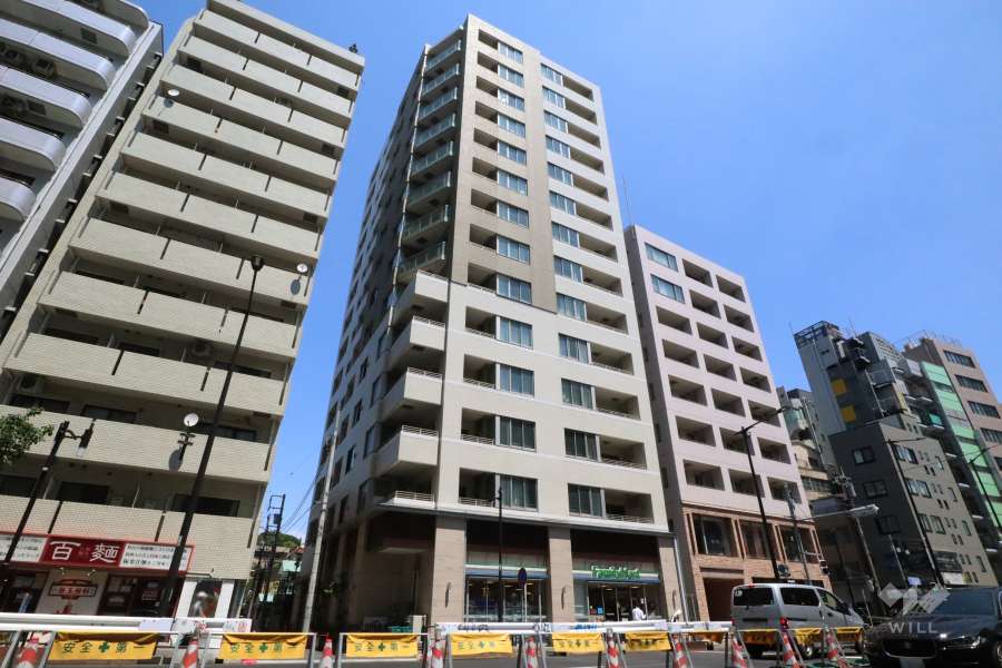 クレヴィア中目黒の外観(南西側から)