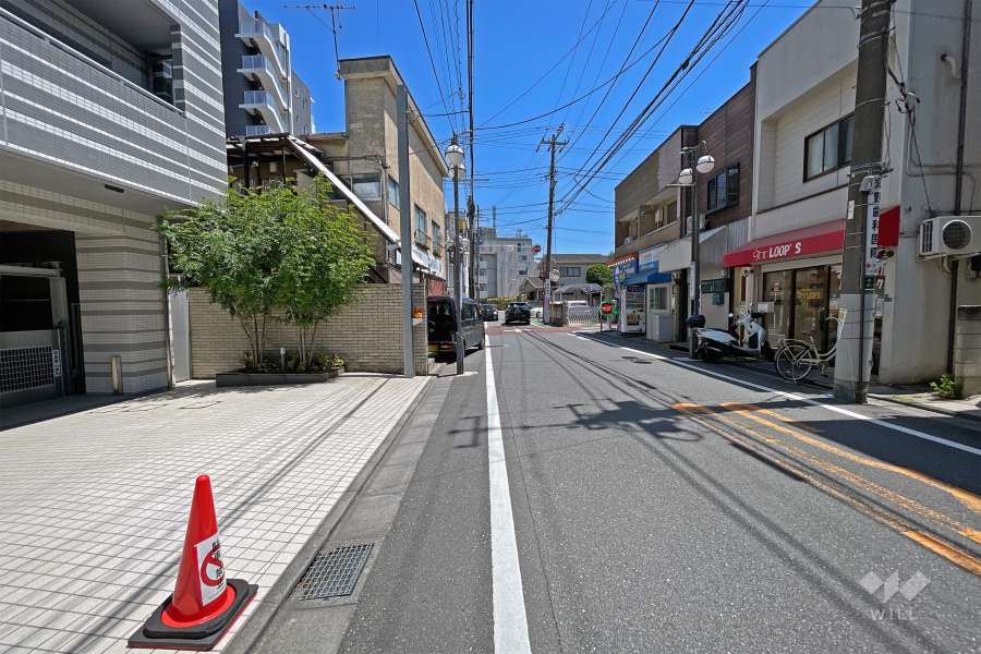 敷地南西側前面道路