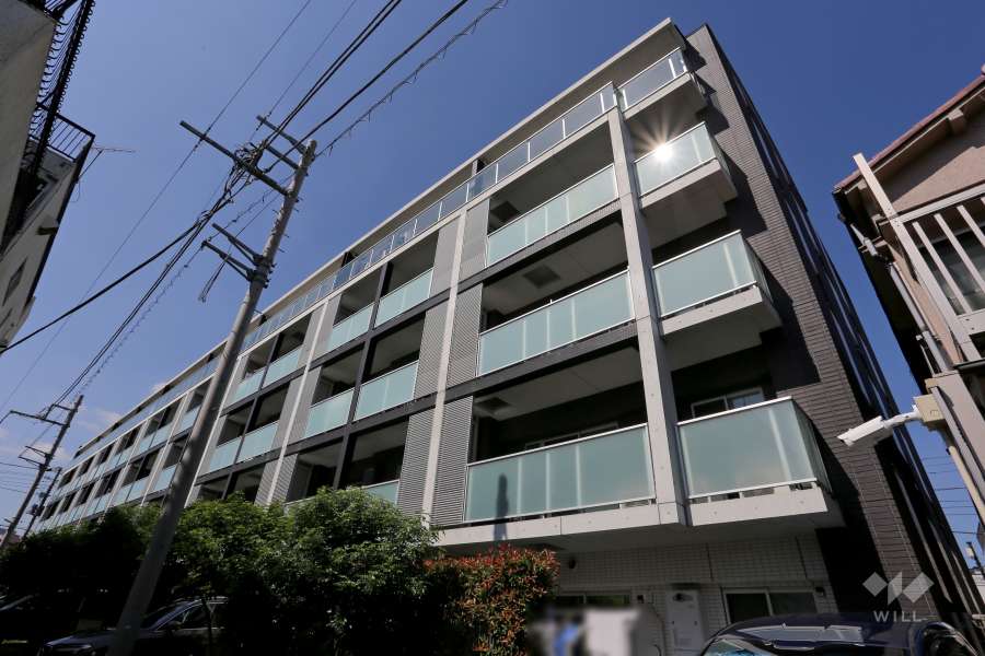 リストレジデンス目黒本町の外観（南東側から）