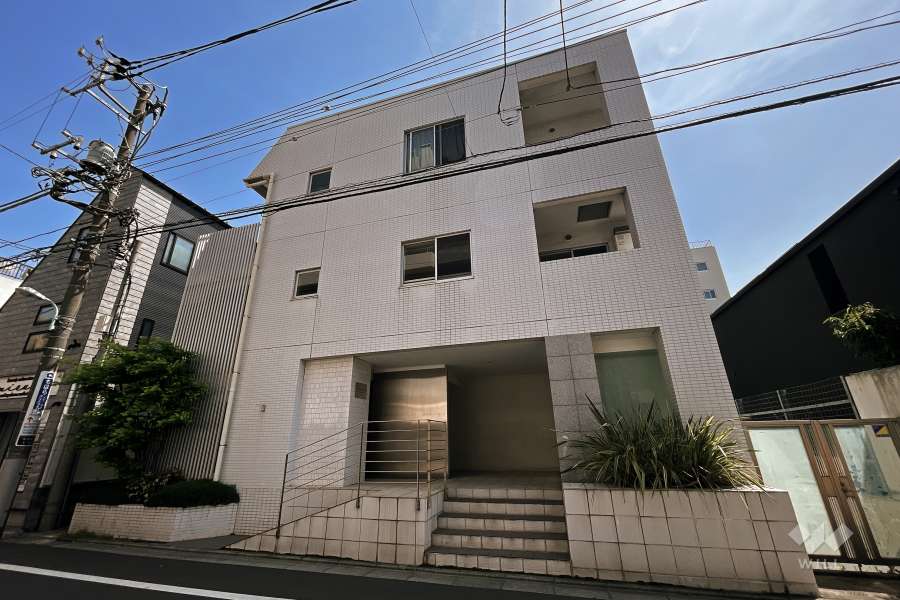 フォルス学芸大学ラクシーズの外観（南西側から）