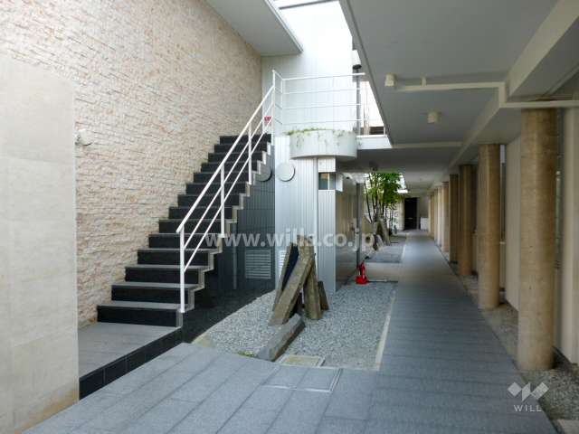 エントランスホール