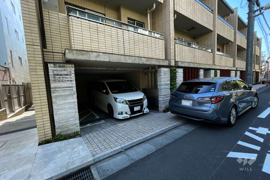 敷地内駐車場（屋内平面式）